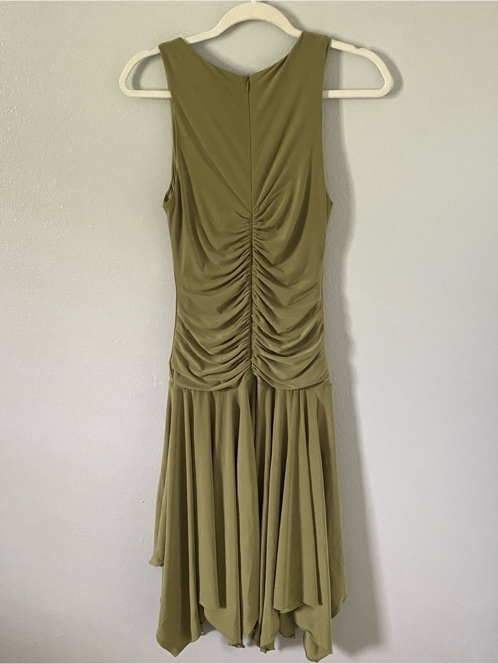 Sleeveless Olive Green Ruched V-Neck Dress - Picture 2 of 4